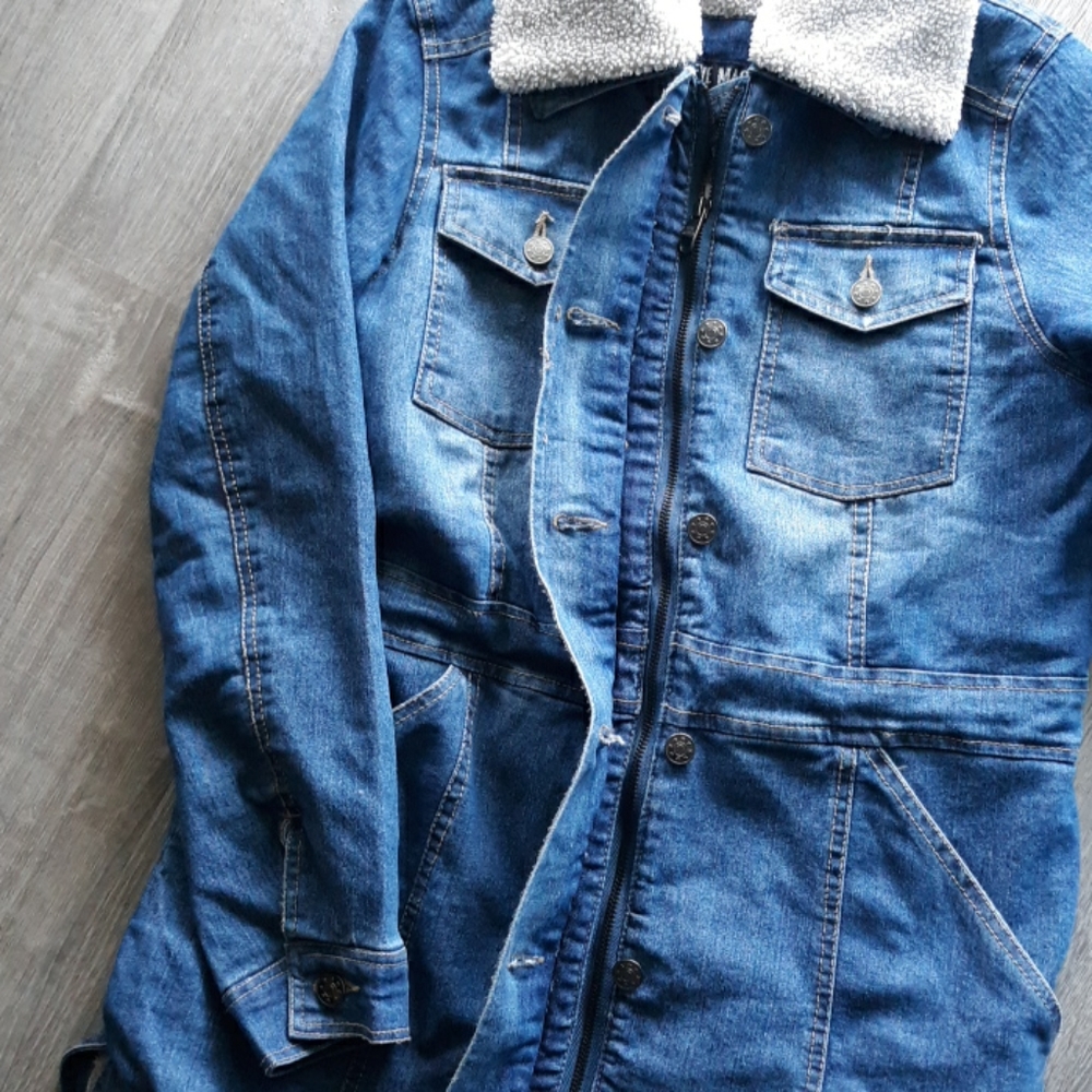 Steve Madden Blue Denim Jacket with removable Cream Sherpa Collar - Picture 4 of 10